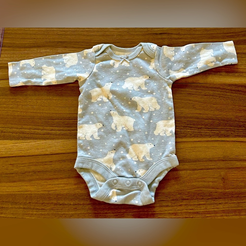 3 FOR $10 NWOT Newborn Member’s Mark Baby Polar Bear Long Sleeve Onesie